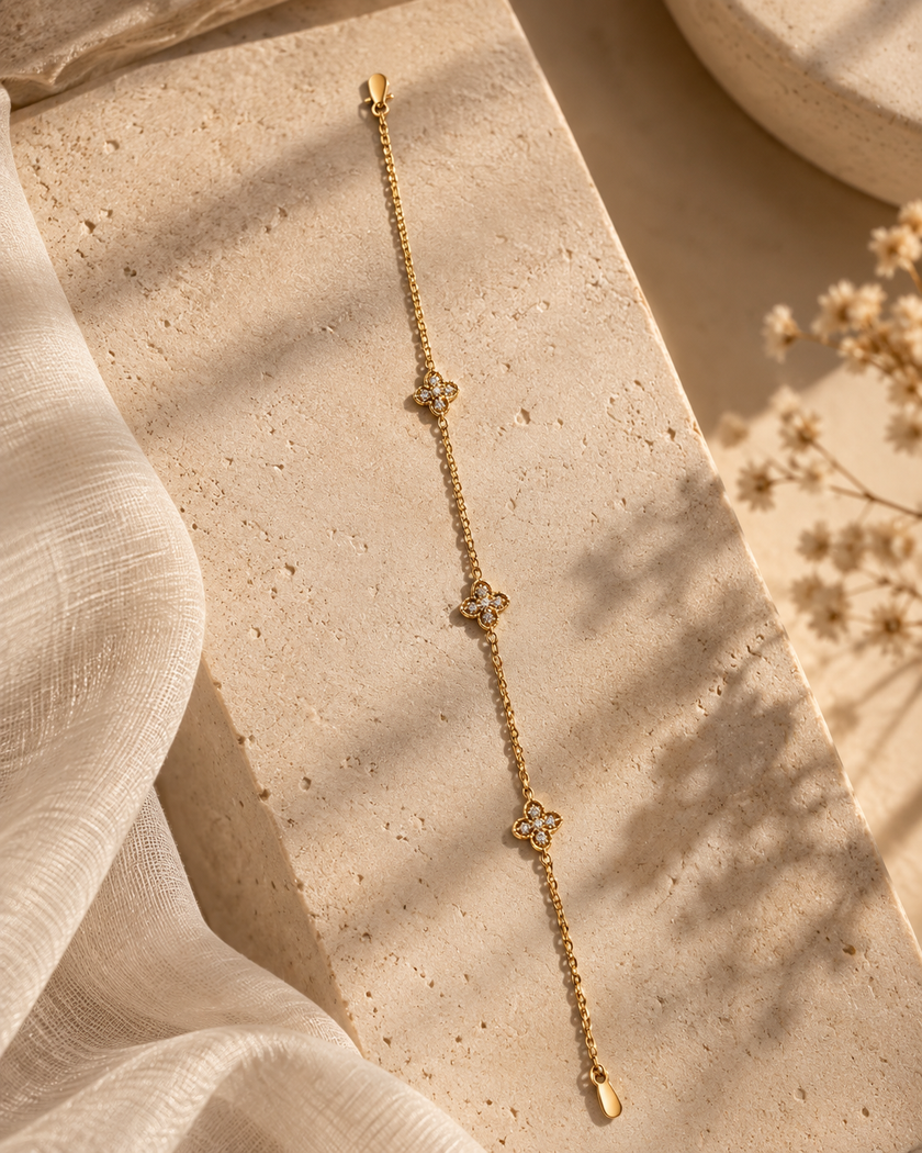 Claire Clover Station Chain Bracelet by House of Surè