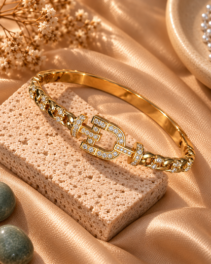 Nora Clasp Link Bracelet by House of Surè